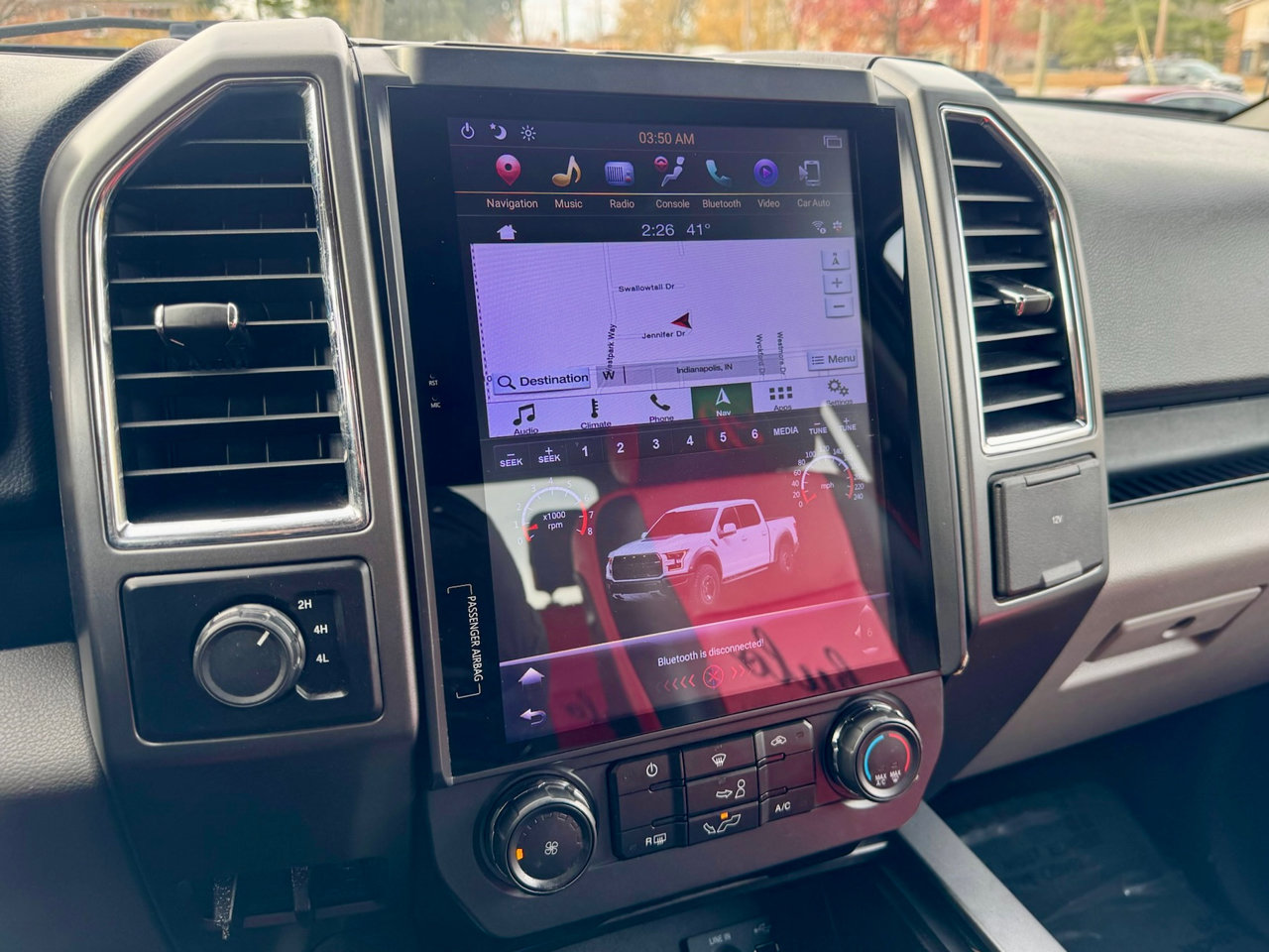 Used 2015 Ford F150 XLT image 33