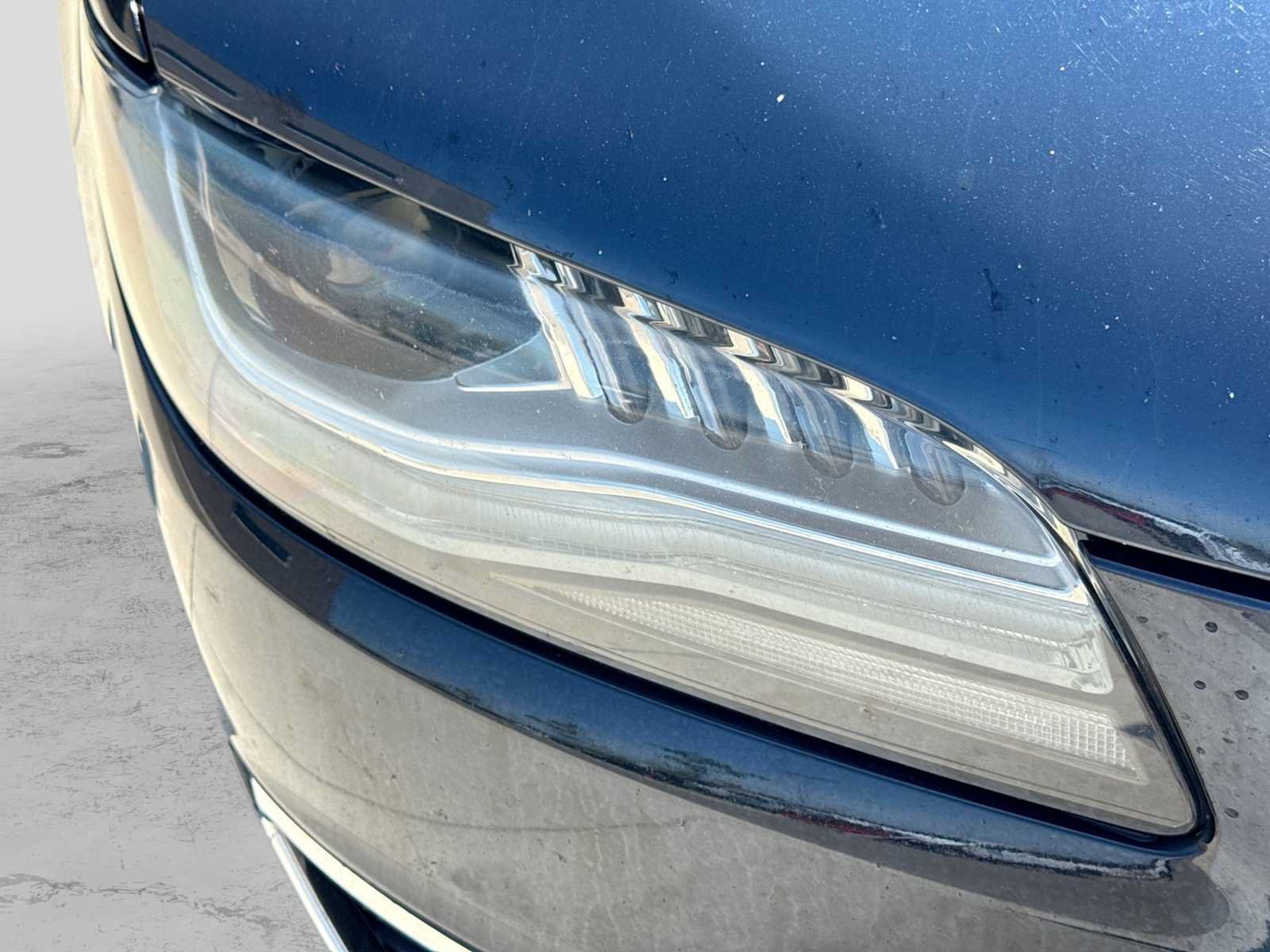 Used 2017 Lincoln MKZ Premiere AWD/4WD image 10