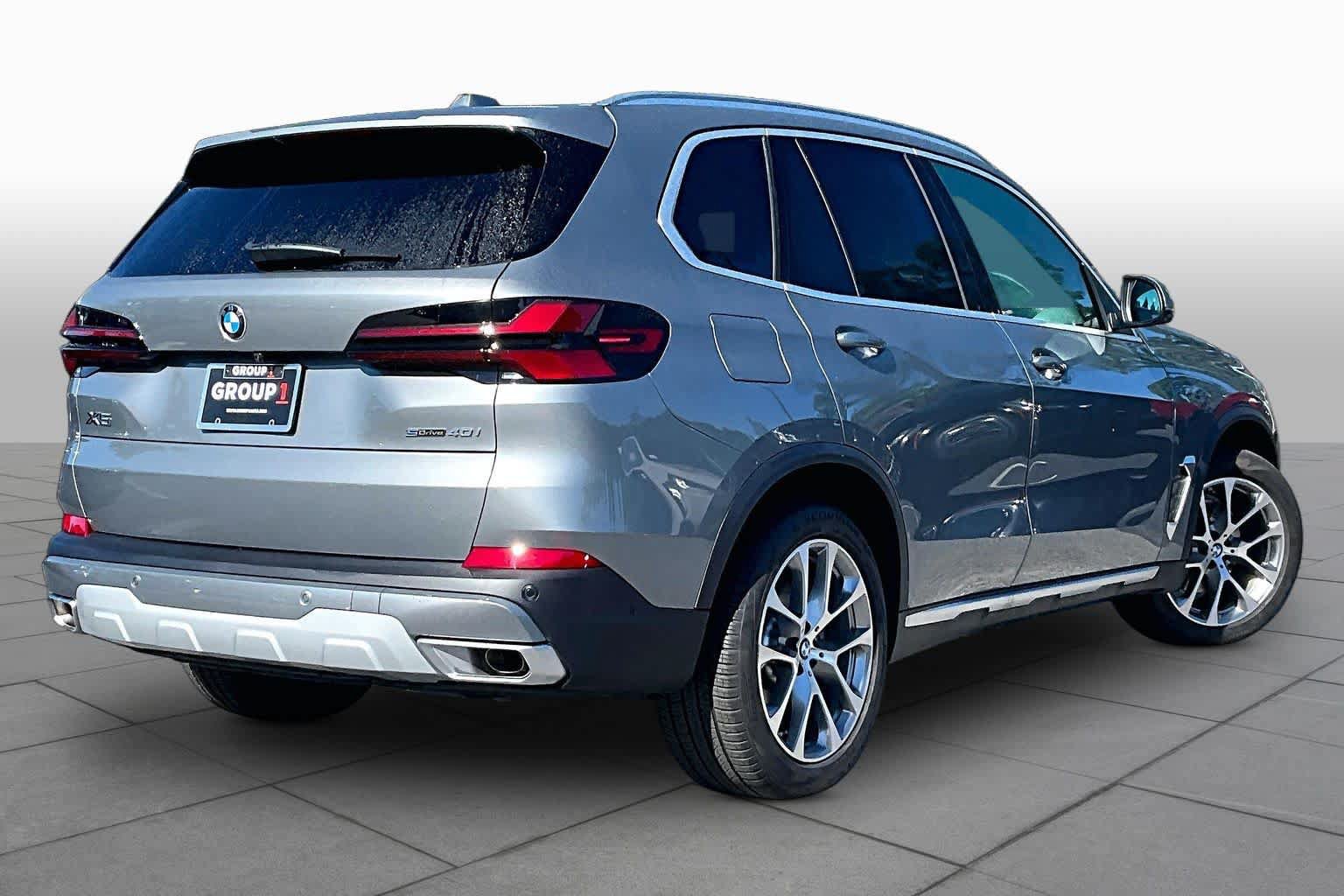Used 2026 BMW X5 sDrive40i RWD image 13