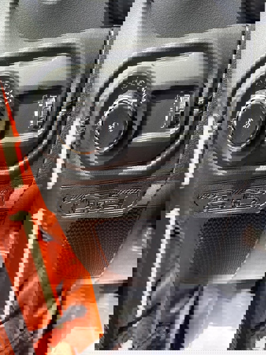 New 2025 Jeep Wrangler Unlimited Sahara w/ Safety Group image 11