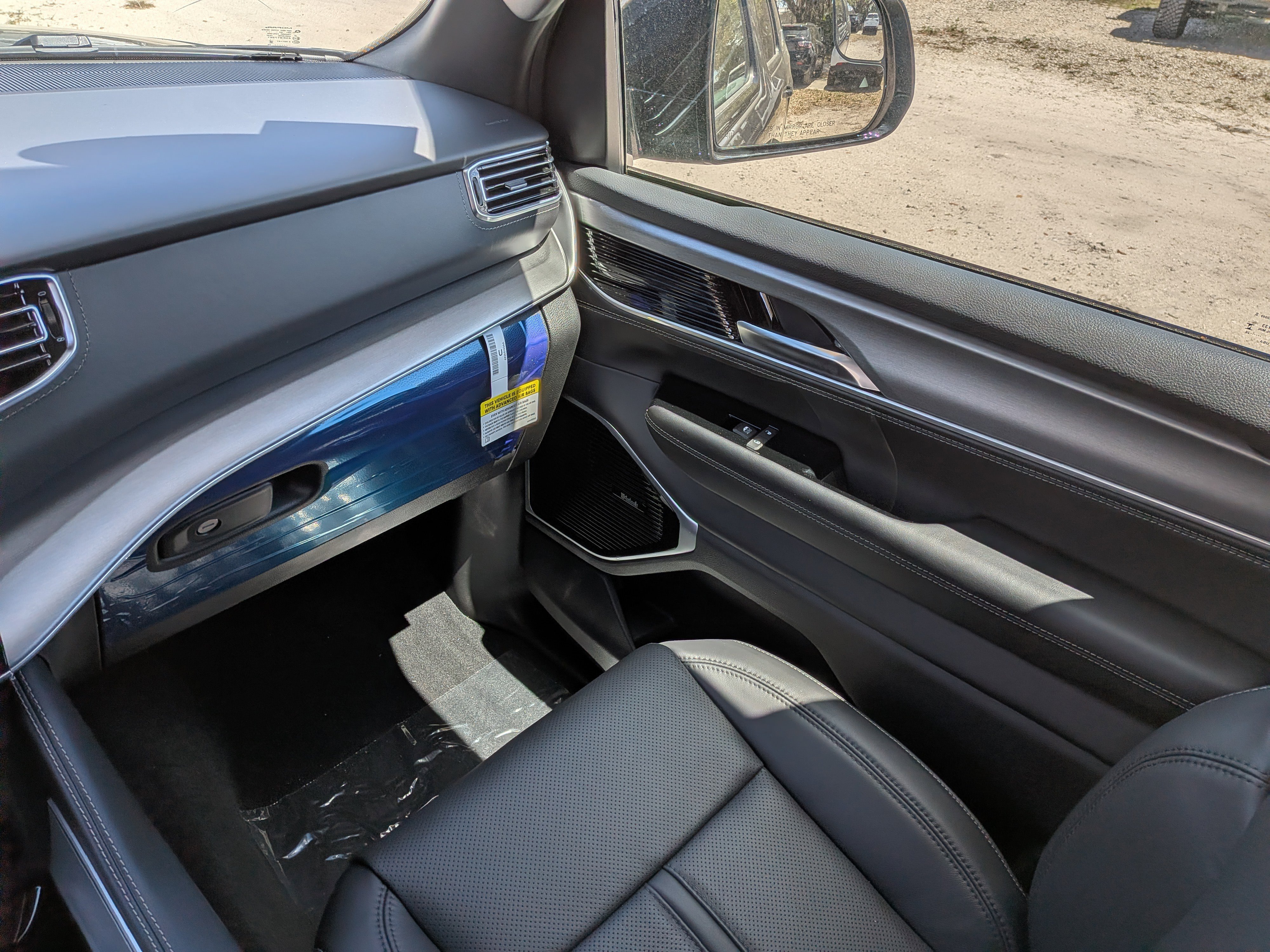 New 2026 Jeep Grand Wagoneer L Limited image 17