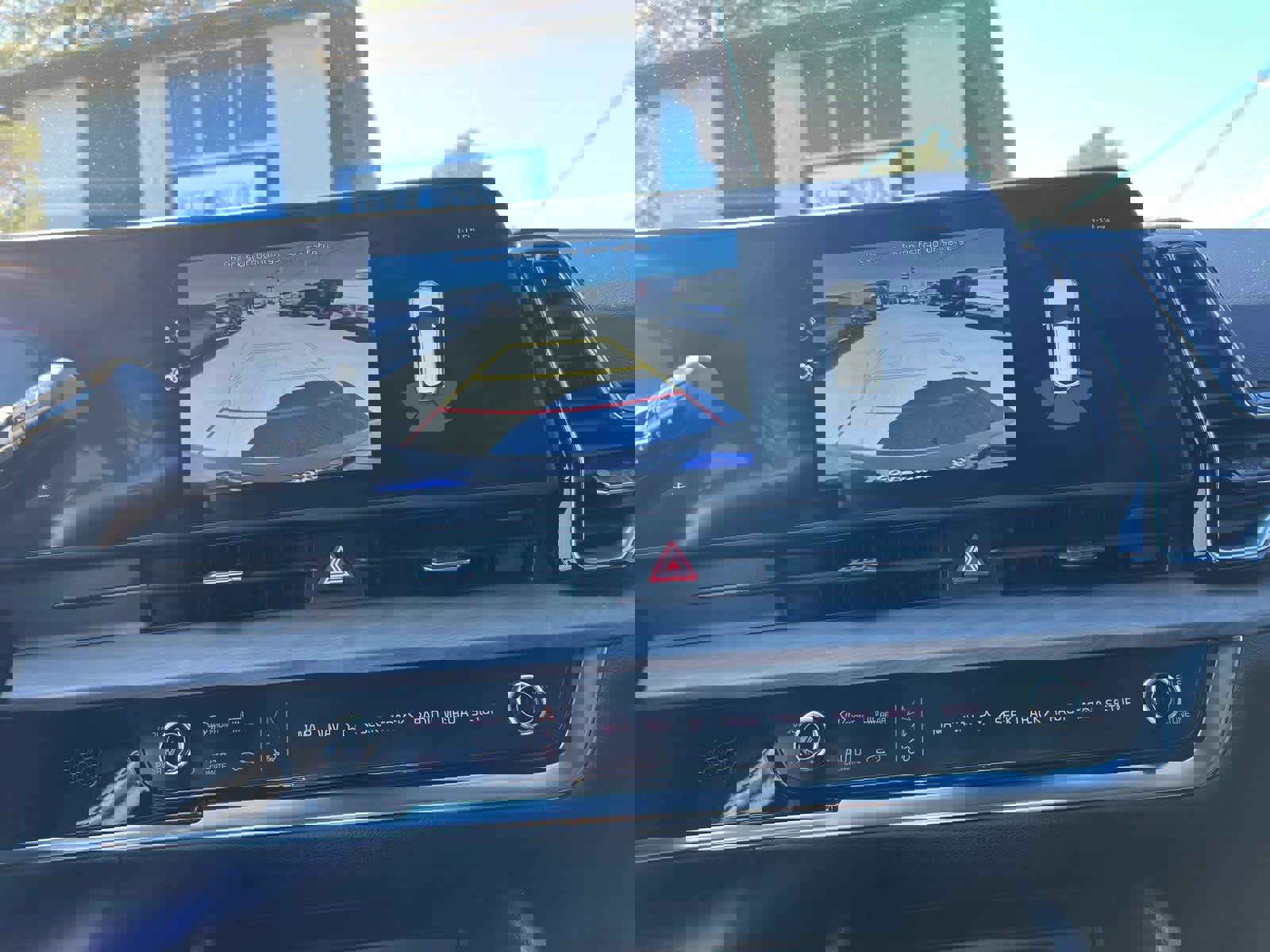 Used 2023 Kia Sportage X-Line w/ X-Line Premium Package AWD/4WD image 29