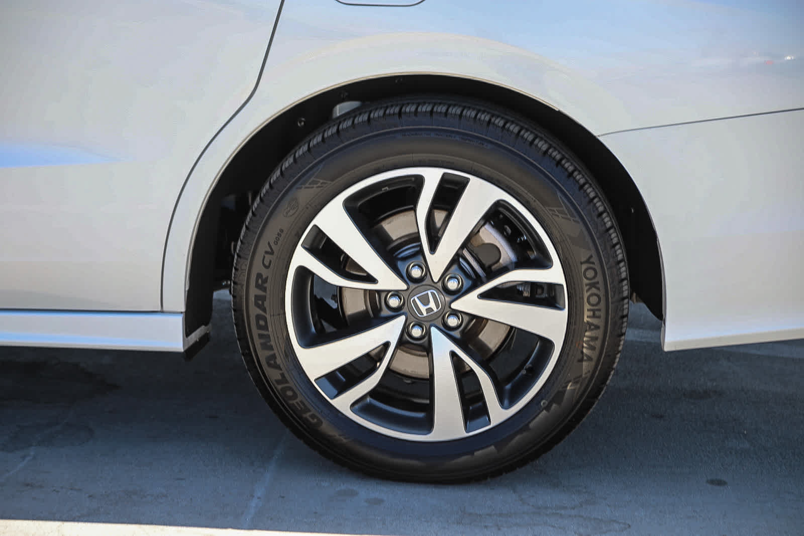 Used 2024 Honda Odyssey Touring image 11
