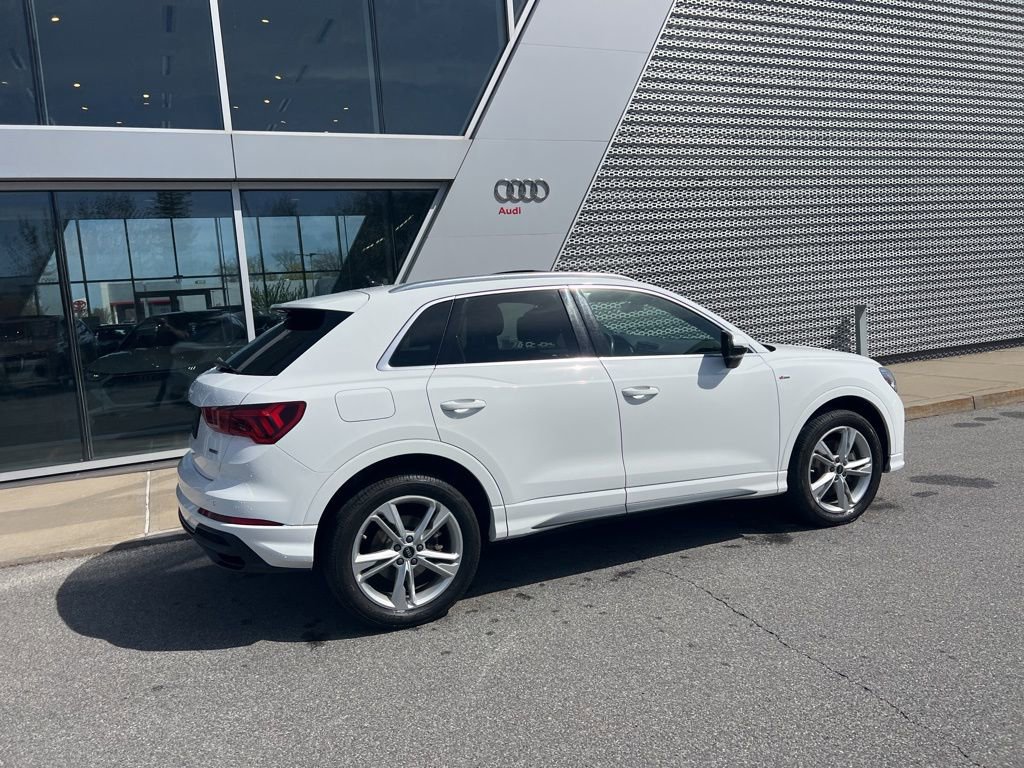 Used 2021 Audi Q3 2.0T Premium Plus w/ Premium Plus Package image 18