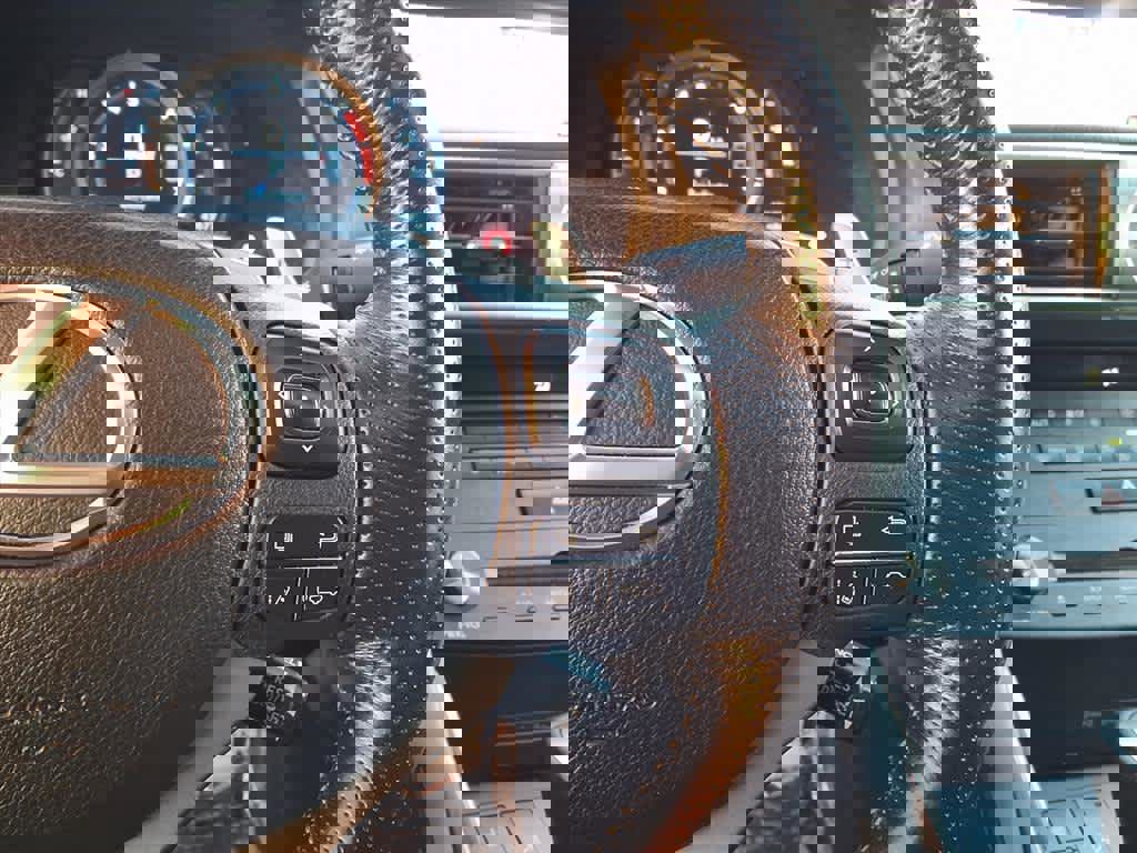 Used 2020 Lexus IS 300 F Sport image 11