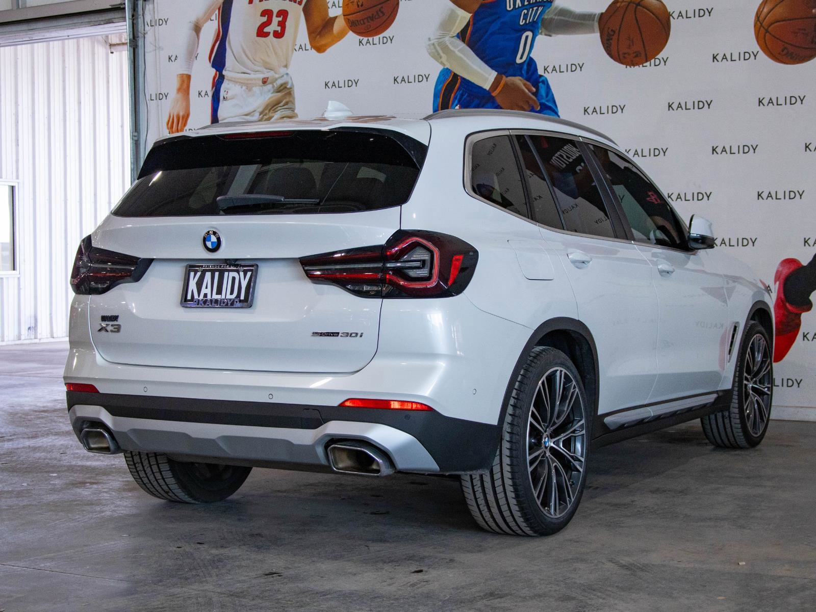 Used 2023 BMW X3 sDrive30i w/ Premium Package w/ZPA image 26