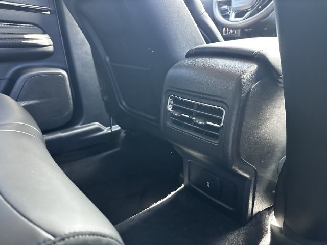Certified 2023 Lincoln Corsair AWD image 39