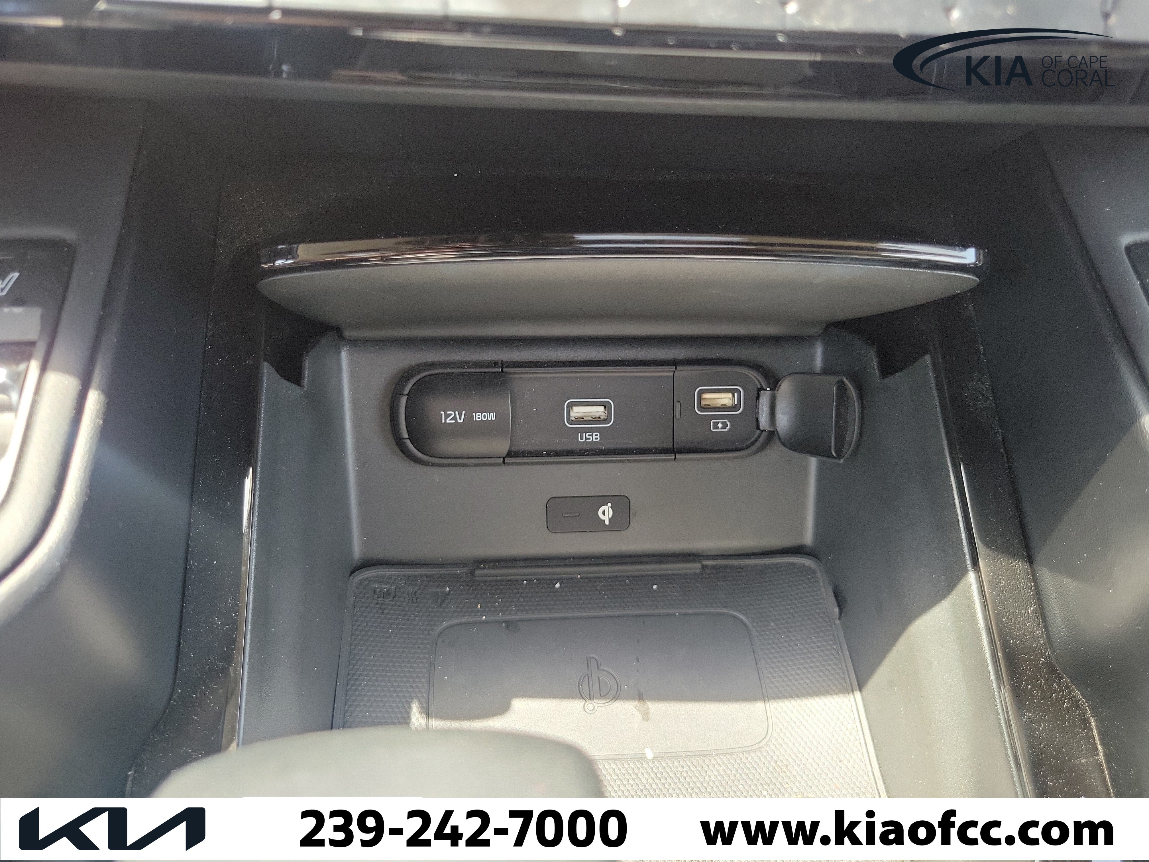 Used 2021 Kia Telluride EX w/ EX Premium Package AWD/4WD image 28