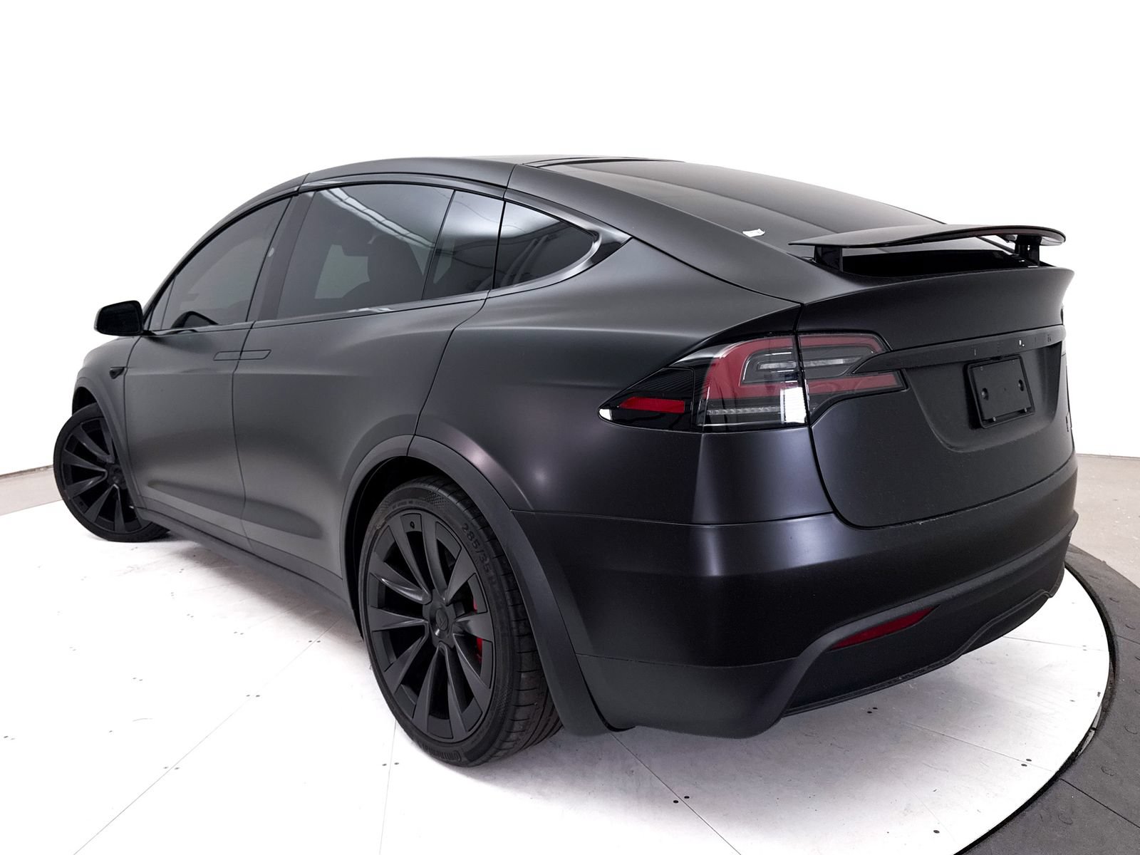 Used 2023 Tesla Model X Plaid AWD/4WD image 2