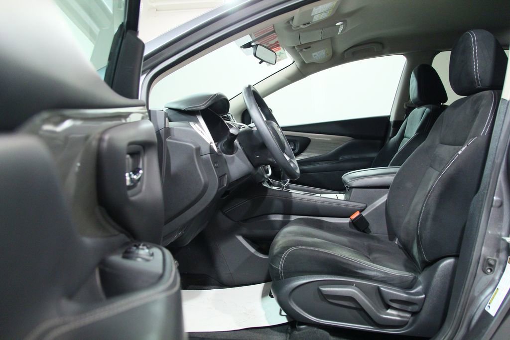 Used 2016 Nissan Murano S AWD/4WD image 4