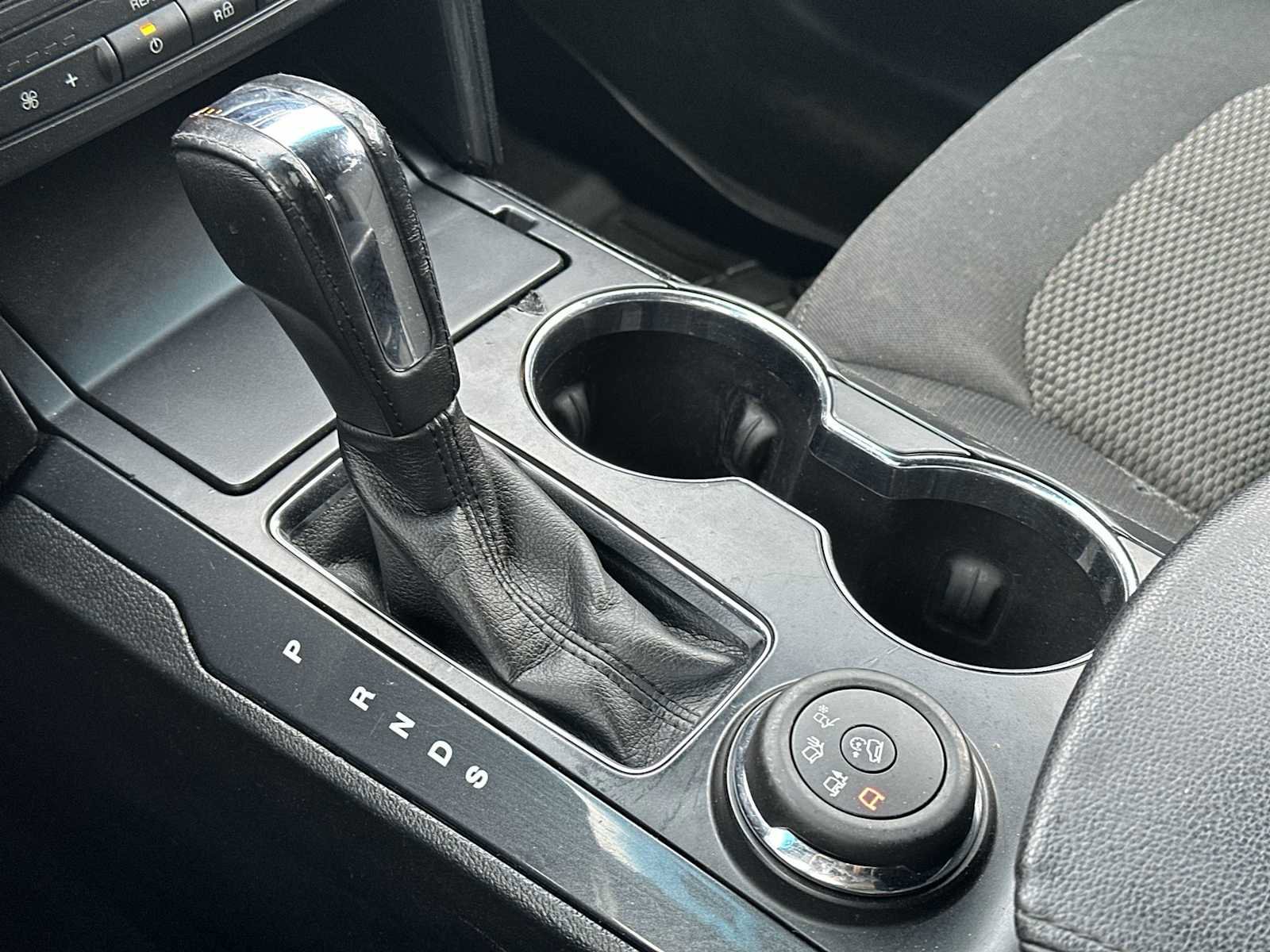 Used 2016 Ford Explorer XLT image 19