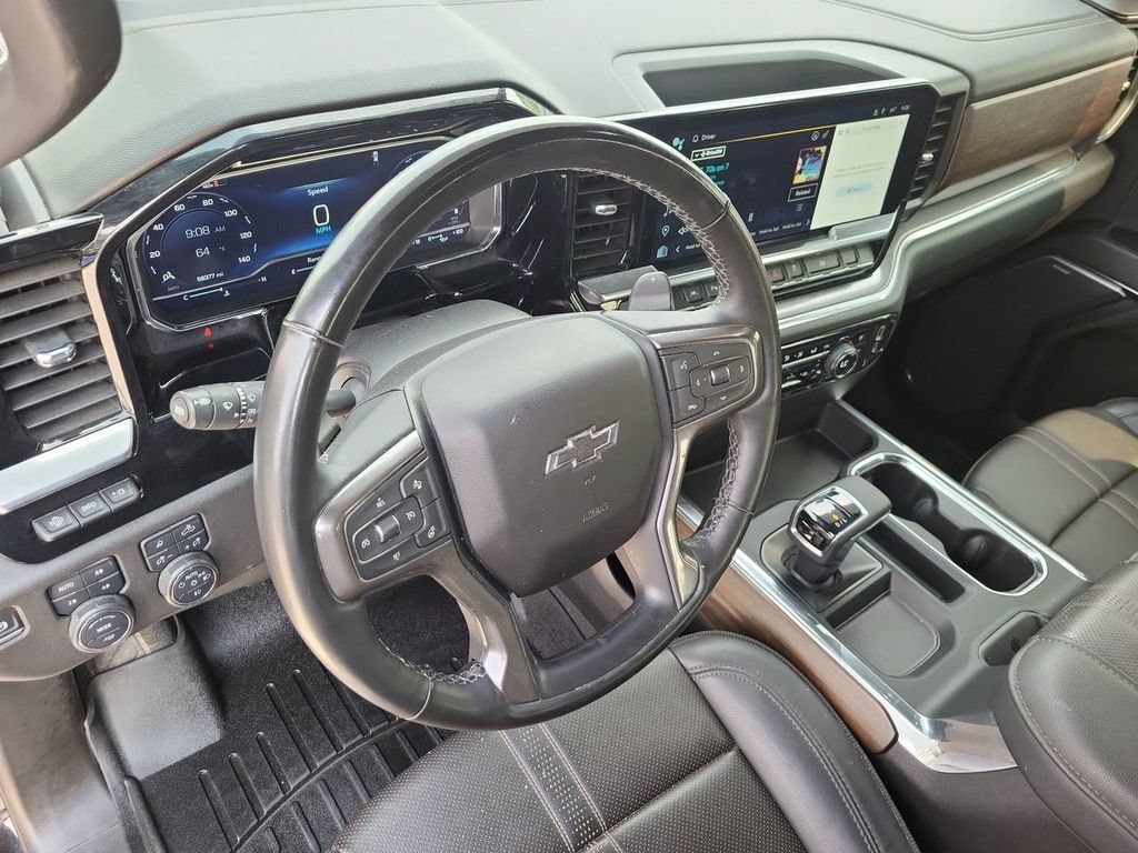 Used 2024 Chevrolet Silverado 1500 High Country w/ Midnight Edition AWD/4WD image 16