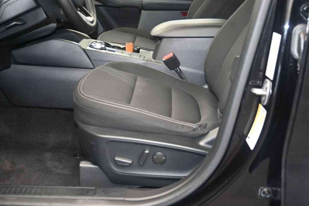 Used 2024 Ford Escape Active FWD image 21