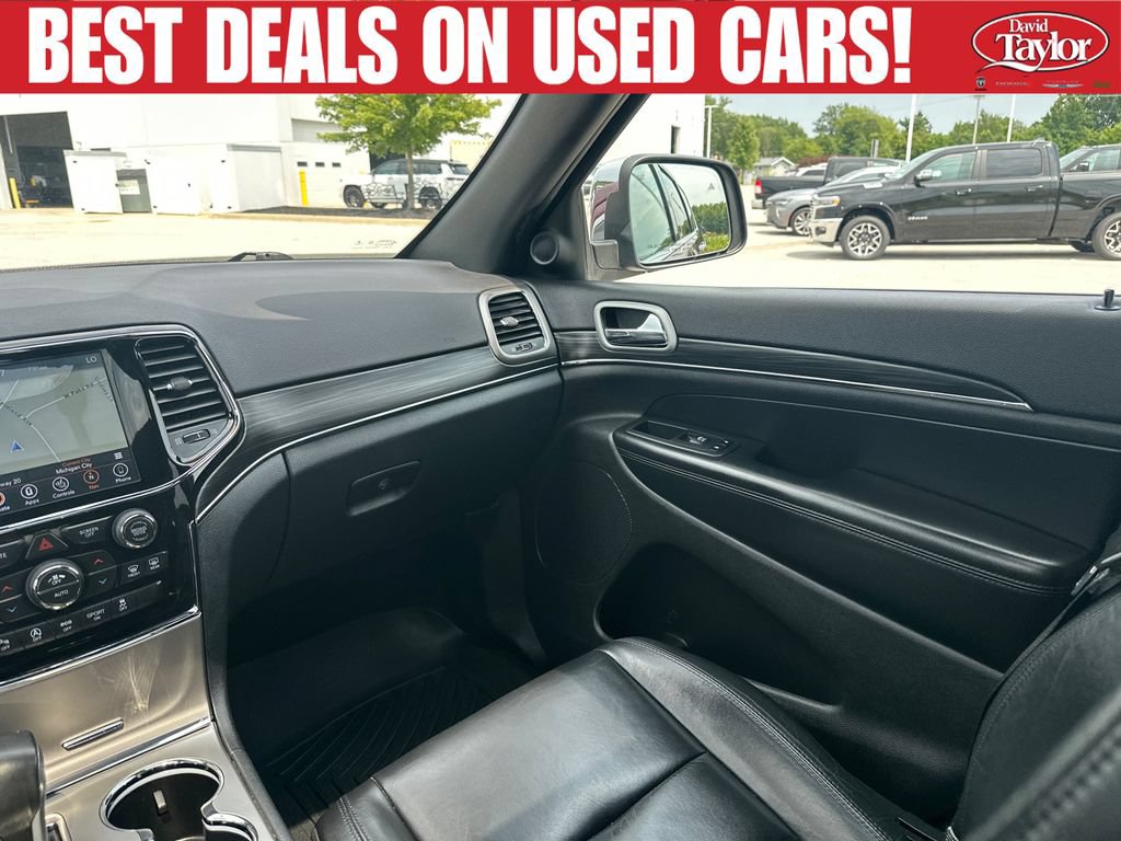 Used 2019 Jeep Grand Cherokee Limited AWD/4WD image 25