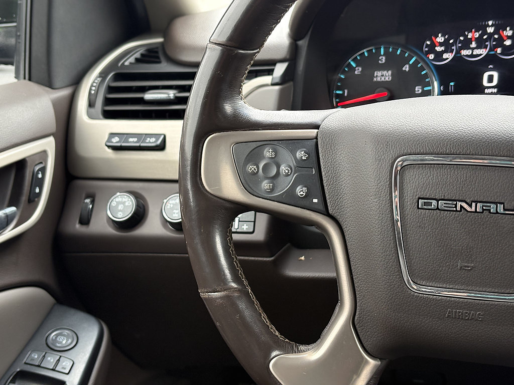 Used 2019 GMC Yukon XL Denali w/ Open Road Package AWD/4WD image 25