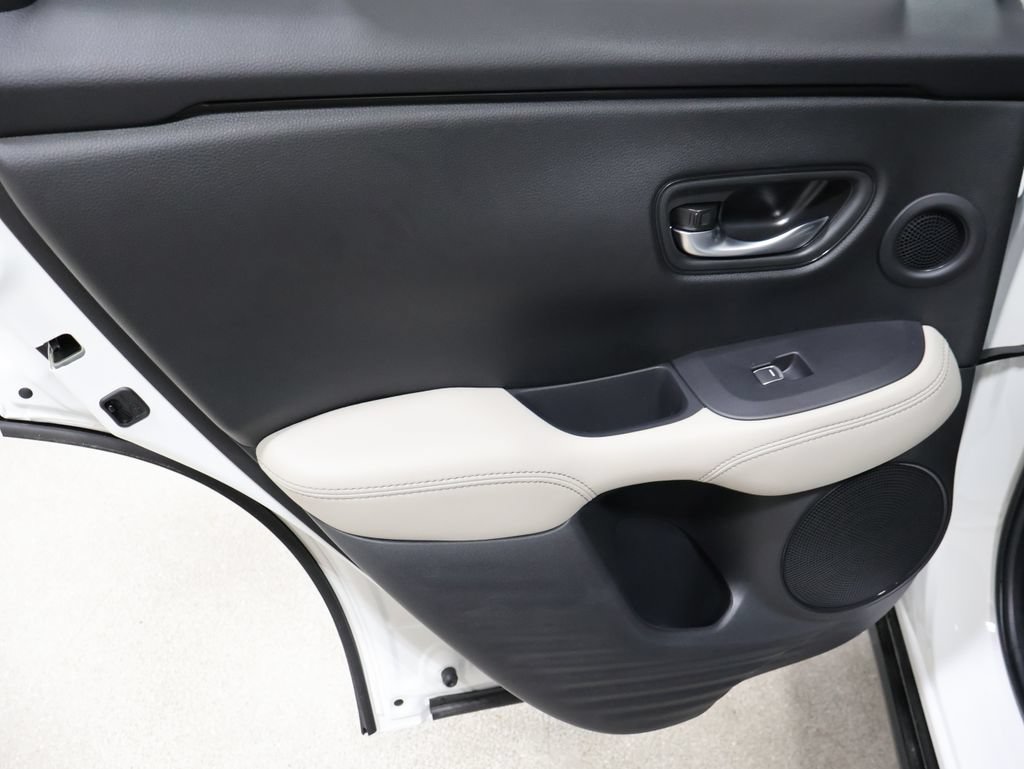 New 2027 Honda HR-V EX-L image 16