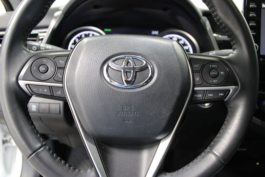 Used 2023 Toyota Camry XLE image 23