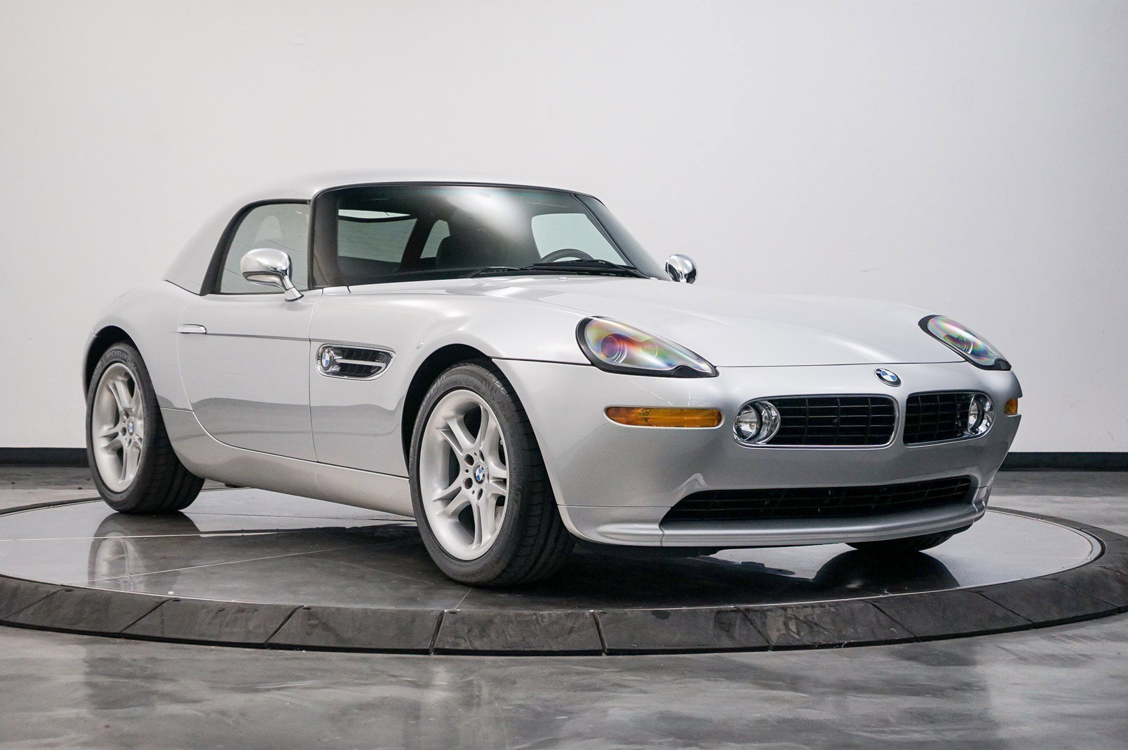 Used 2003 BMW Z8 RWD image 54