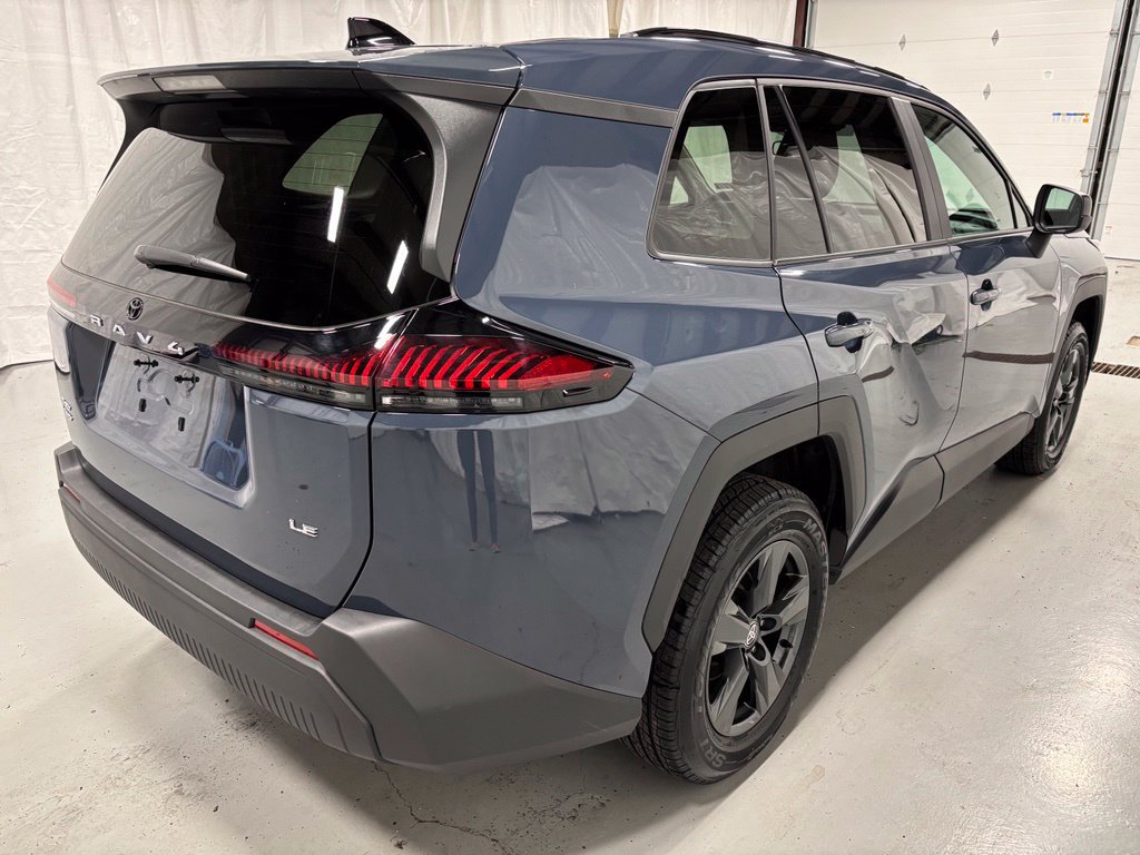 Used 2026 Toyota RAV4 LE AWD/4WD image 7