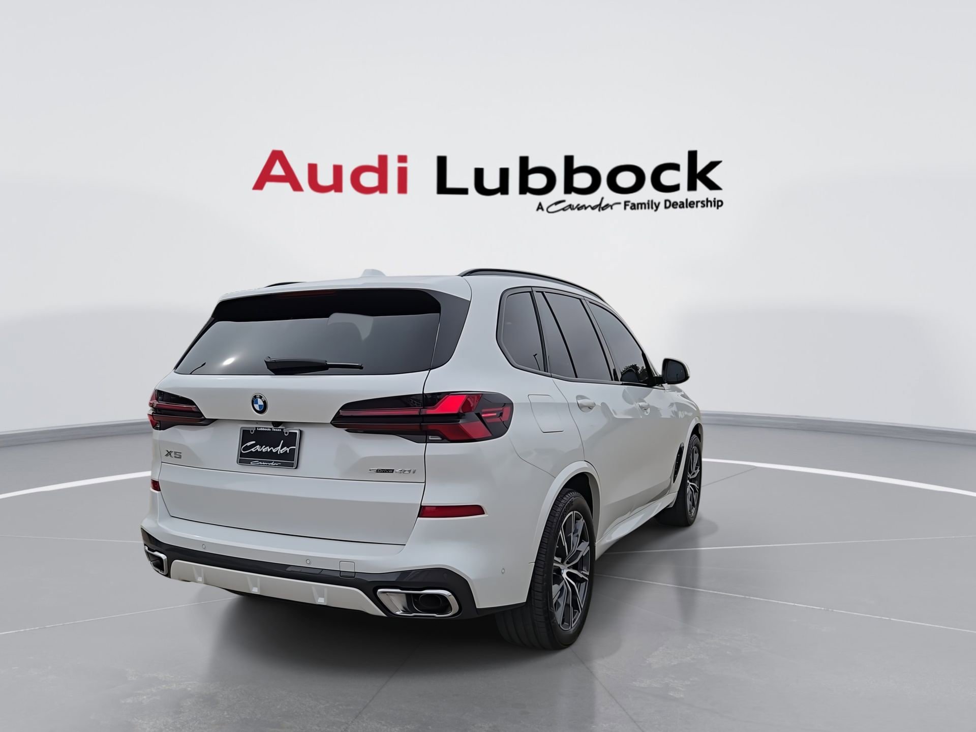 Used 2026 BMW X5 sDrive40i w/ M Sport Package RWD image 8