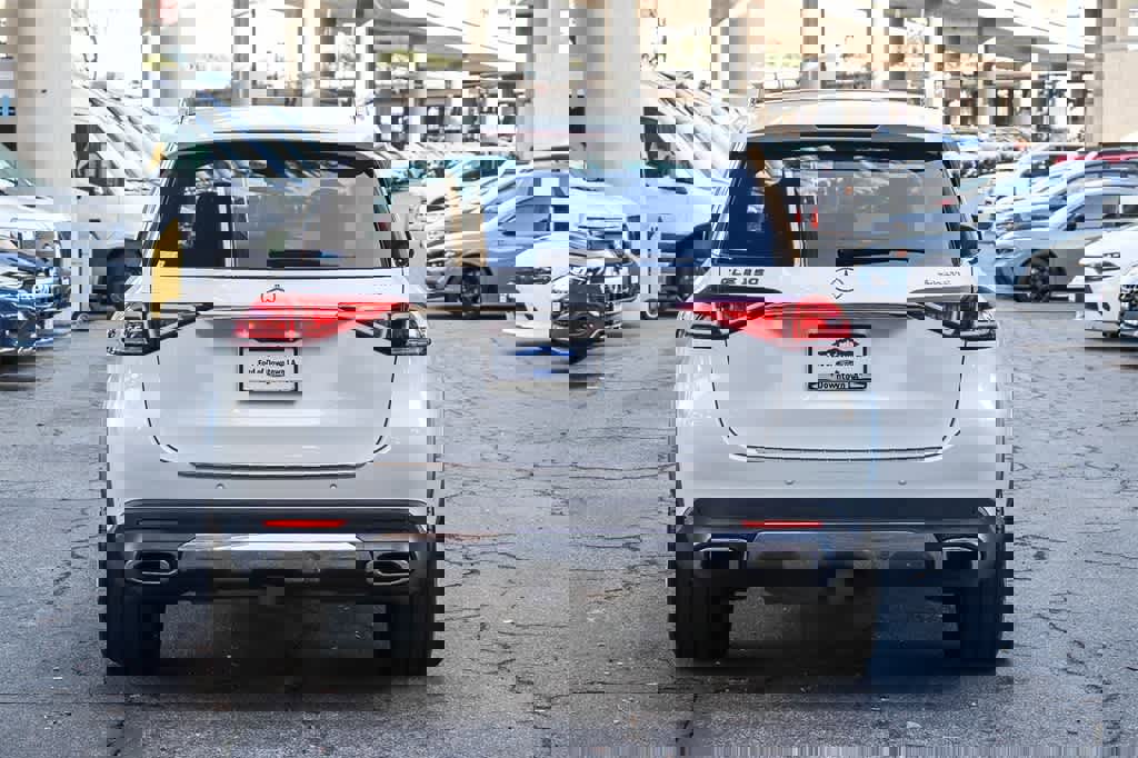 Used 2022 Mercedes-Benz GLE 350 4MATIC w/ Premium Package image 4