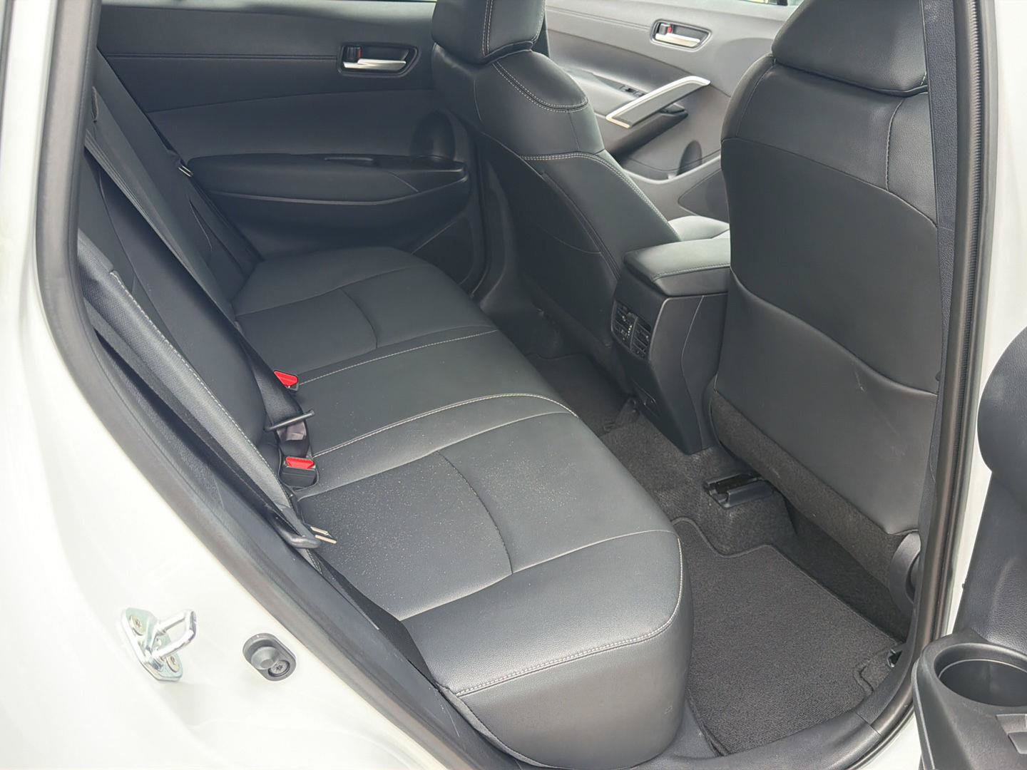 Certified 2026 Toyota Corolla Cross XLE FWD image 16