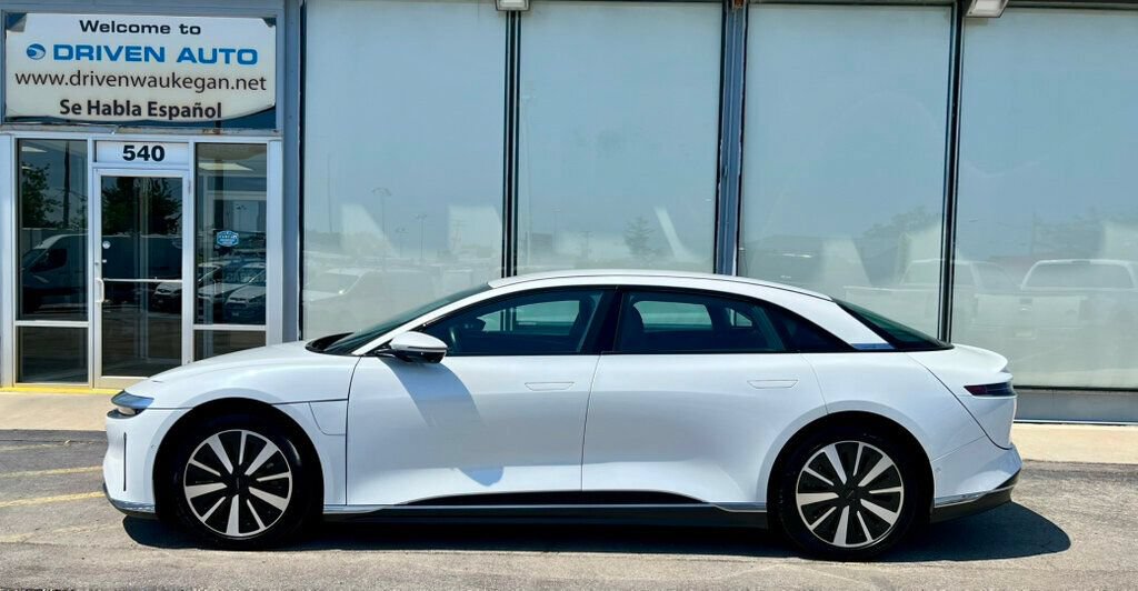 Used 2025 Lucid Air Pure RWD image 37