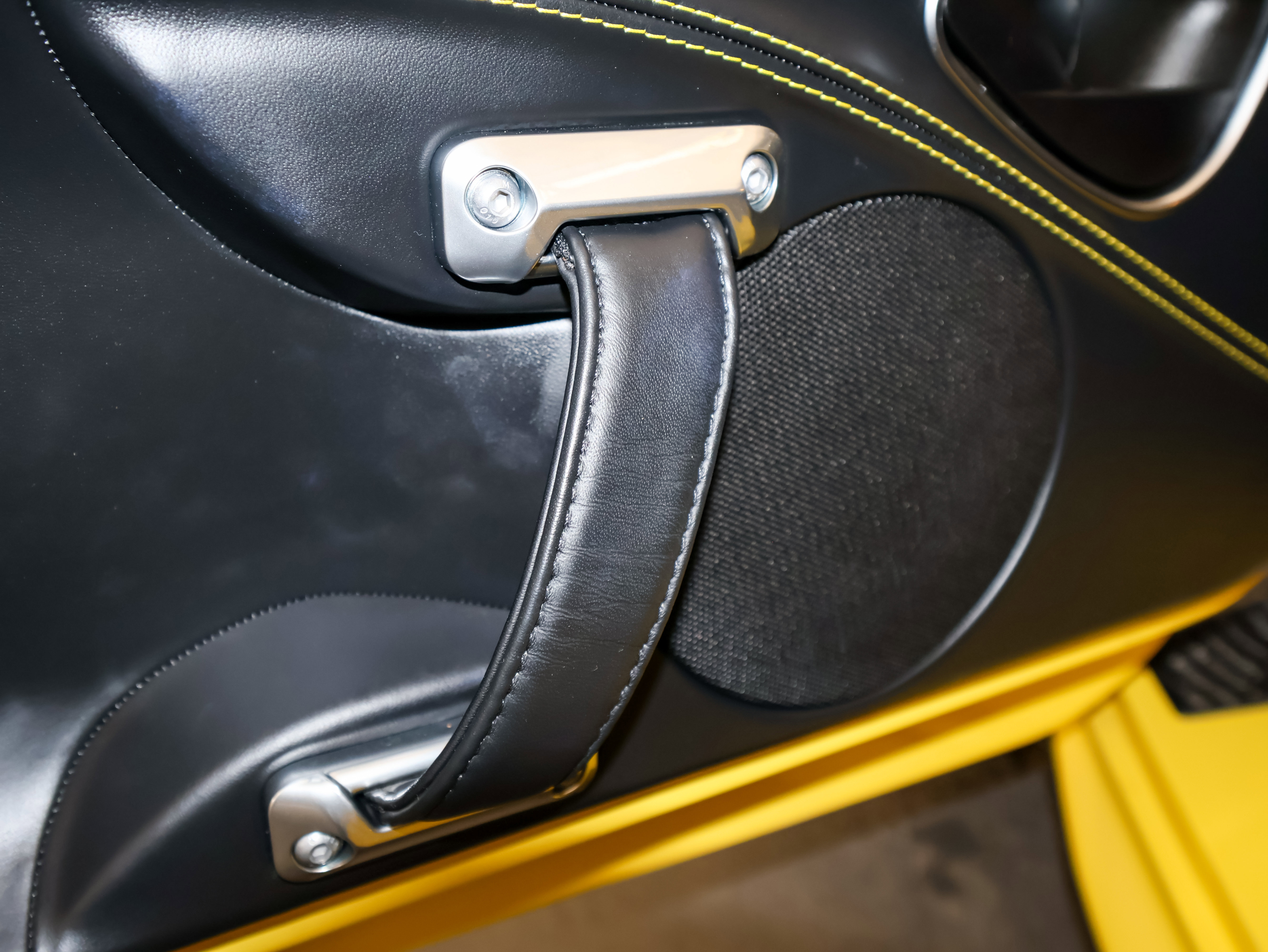 Used 2015 Alfa Romeo 4C Spider w/ Spider Track Package 2 image 15