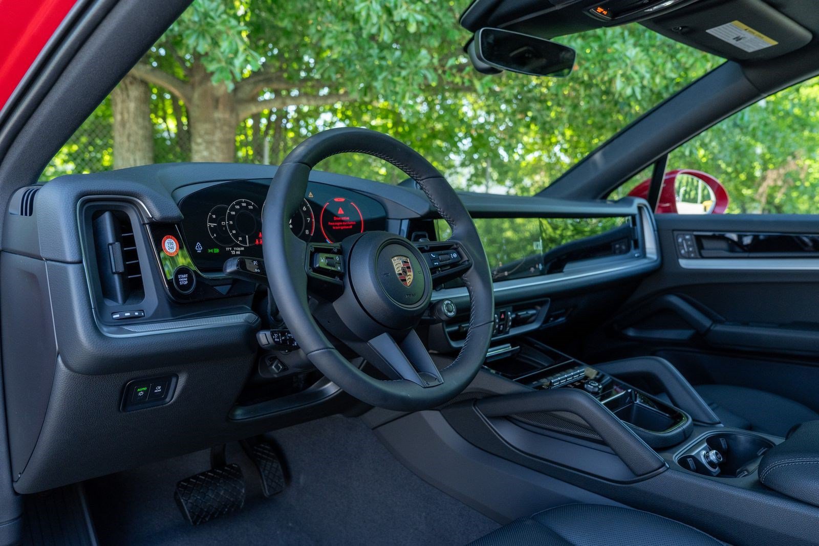 New 2026 Porsche Cayenne Coupe AWD/4WD image 5