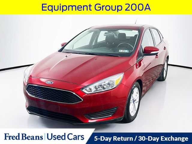 Used 2015 Ford Focus SE w/ SE Cold Weather Package FWD image 4