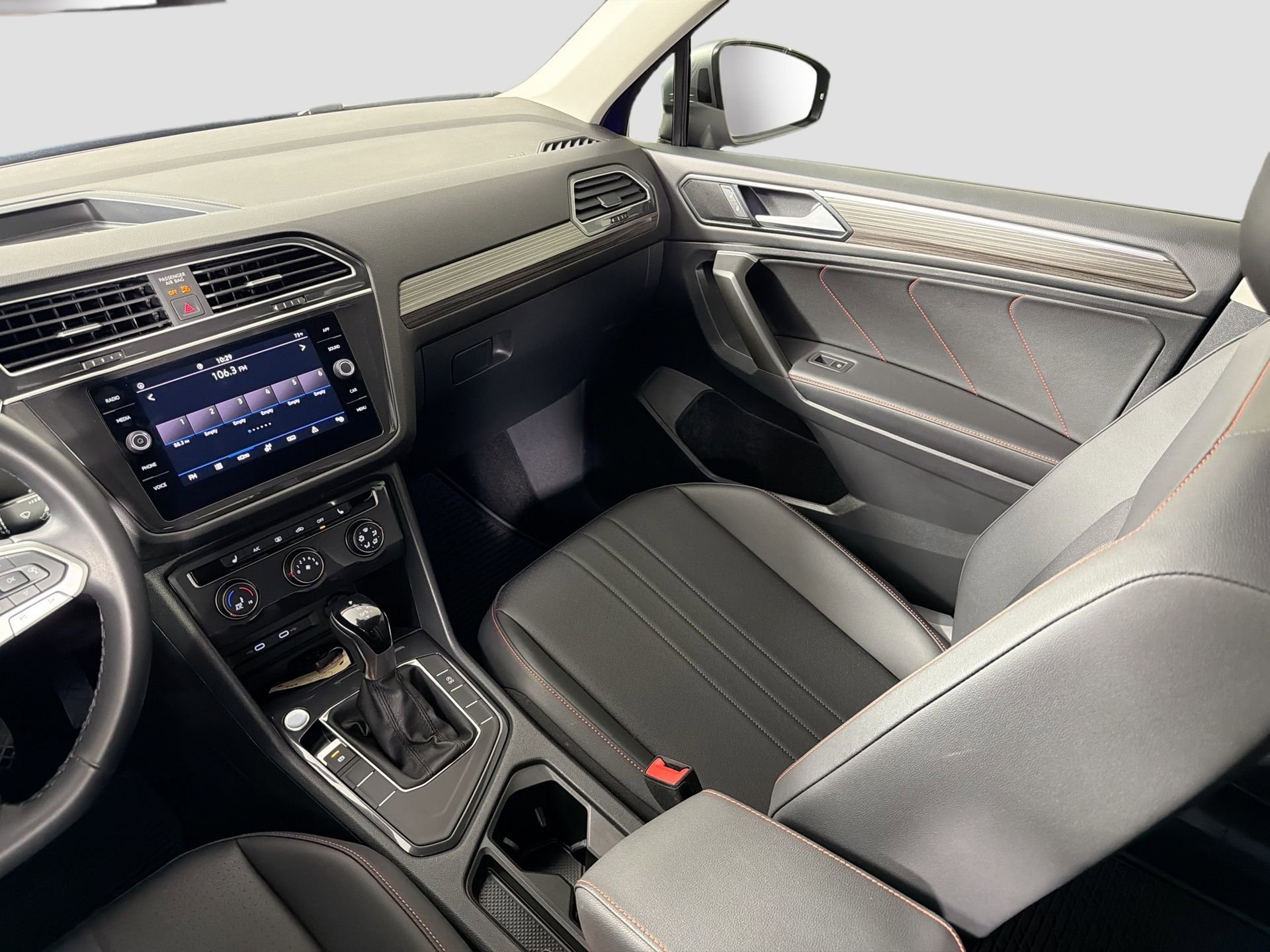 Used 2024 Volkswagen Tiguan Wolfsburg Edition image 26