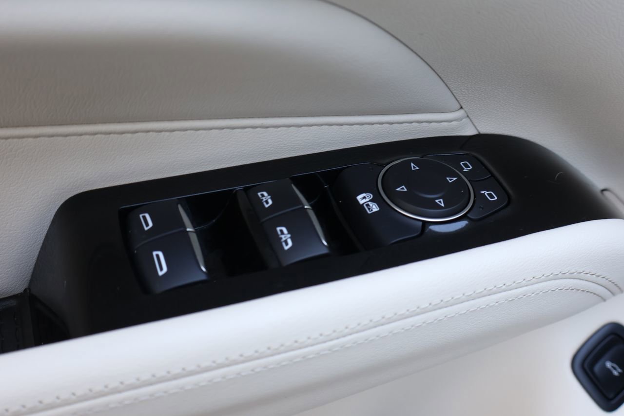 Certified 2025 Cadillac CT4 Premium Luxury image 11