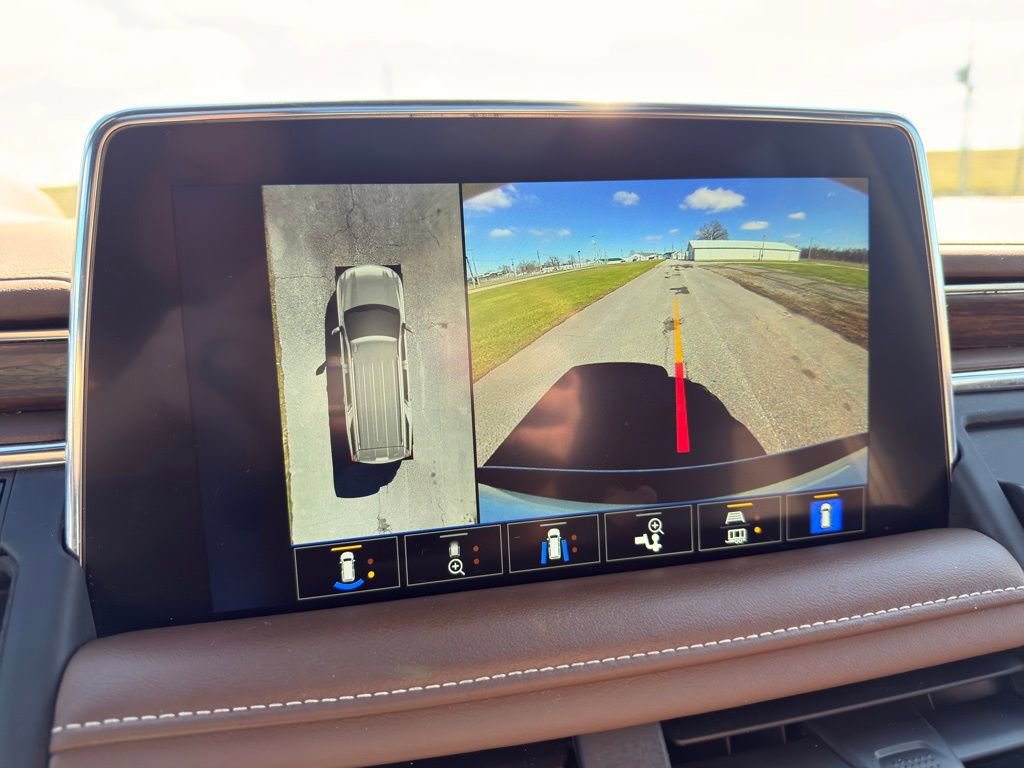 Used 2022 Chevrolet Suburban High Country w/ LPO, Illumination Package image 47