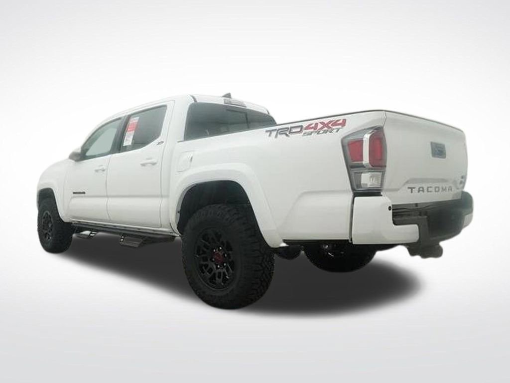 Used 2022 Toyota Tacoma TRD Sport w/ Technology Package AWD/4WD image 25