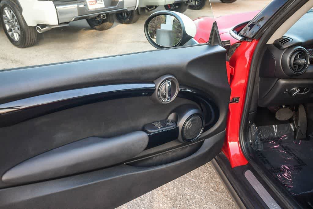 Used 2018 MINI Cooper S FWD image 28