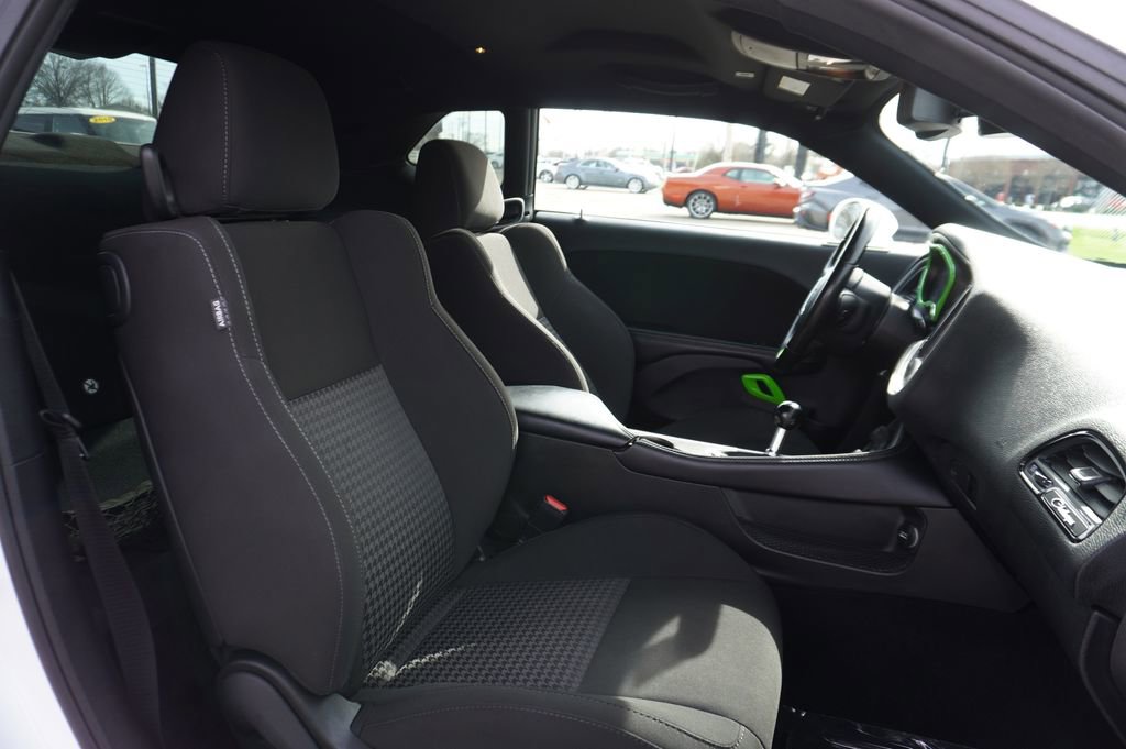 Used 2021 Dodge Challenger R/T w/ Blacktop Package image 25