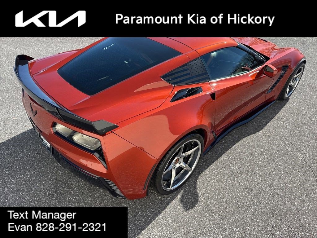 Used 2016 Chevrolet Corvette Z06 w/ 2LZ Preferred Equipment Group image 12