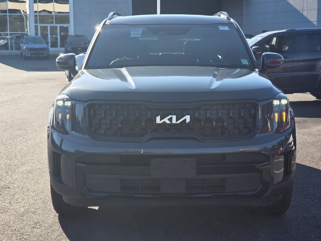 Used 2024 Kia Telluride EX X-Line AWD/4WD image 2
