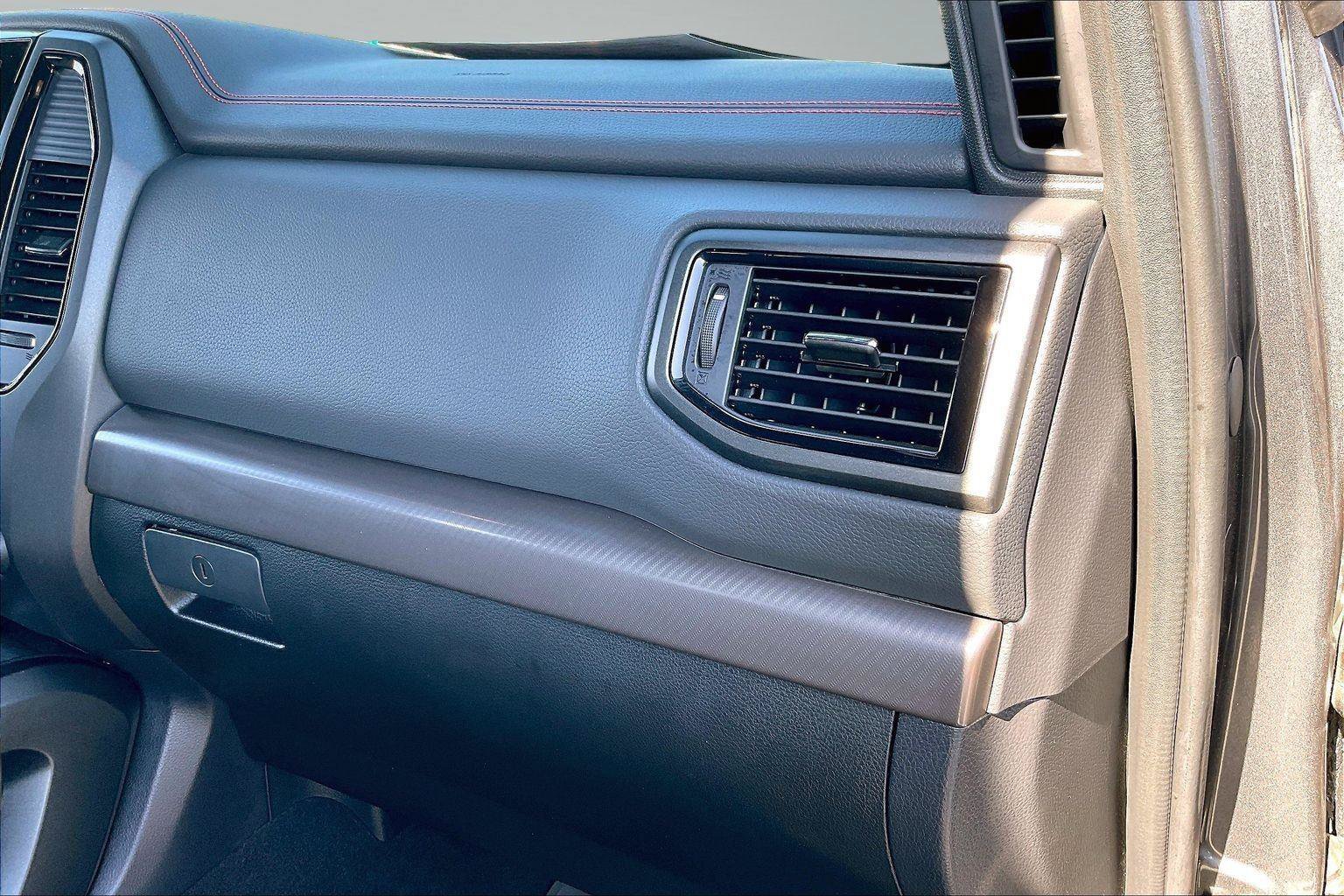Certified 2024 Nissan Titan PRO-4X w/ Pro-4x Convenience Package AWD/4WD image 19