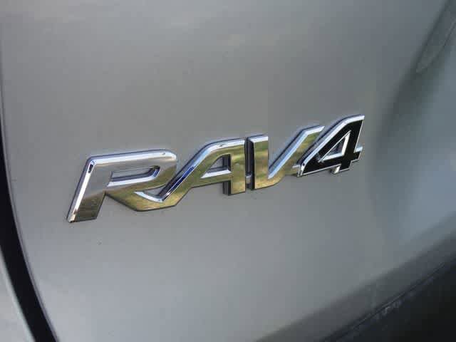 Certified 2025 Toyota RAV4 XLE AWD/4WD image 37