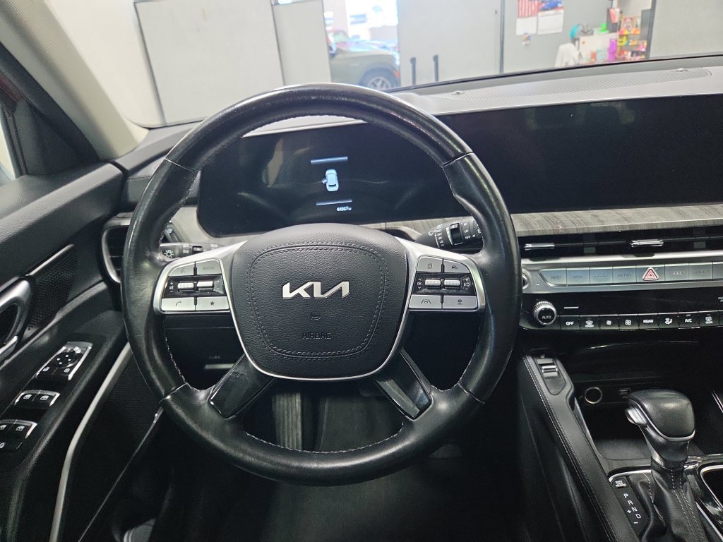 Used 2023 Kia Telluride EX AWD/4WD image 32