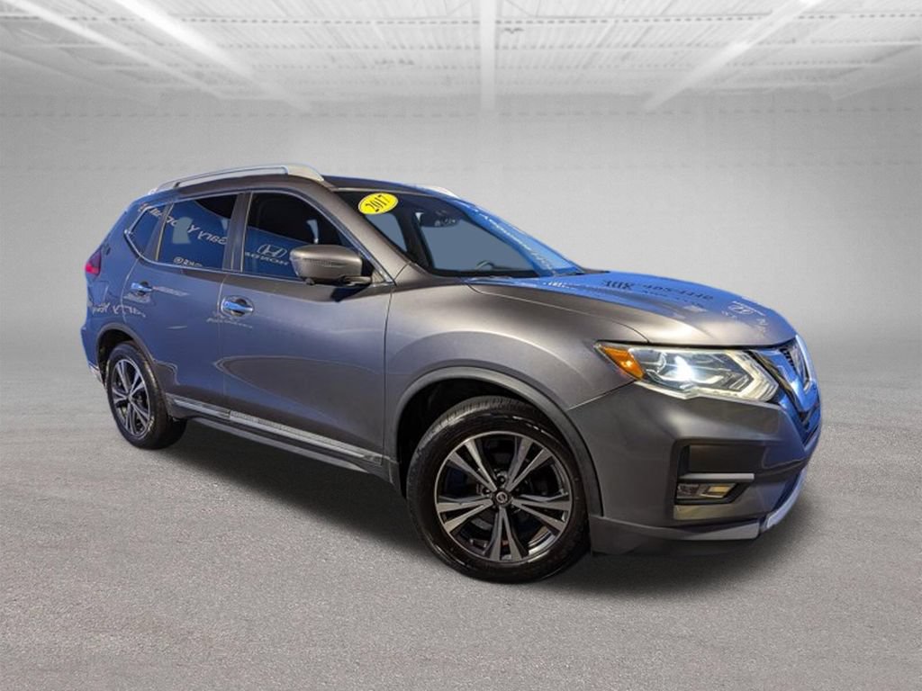 Used 2017 Nissan Rogue SL w/ SL Premium Package FWD image 3