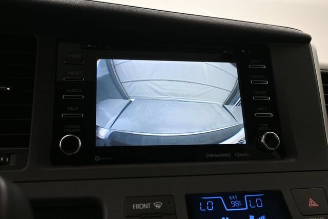 Used 2020 Toyota Sienna XLE FWD image 28