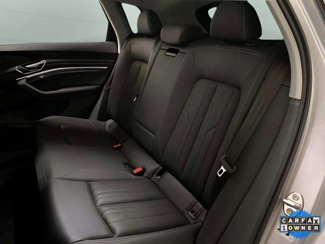 Used 2023 Audi e-tron Premium Plus image 72