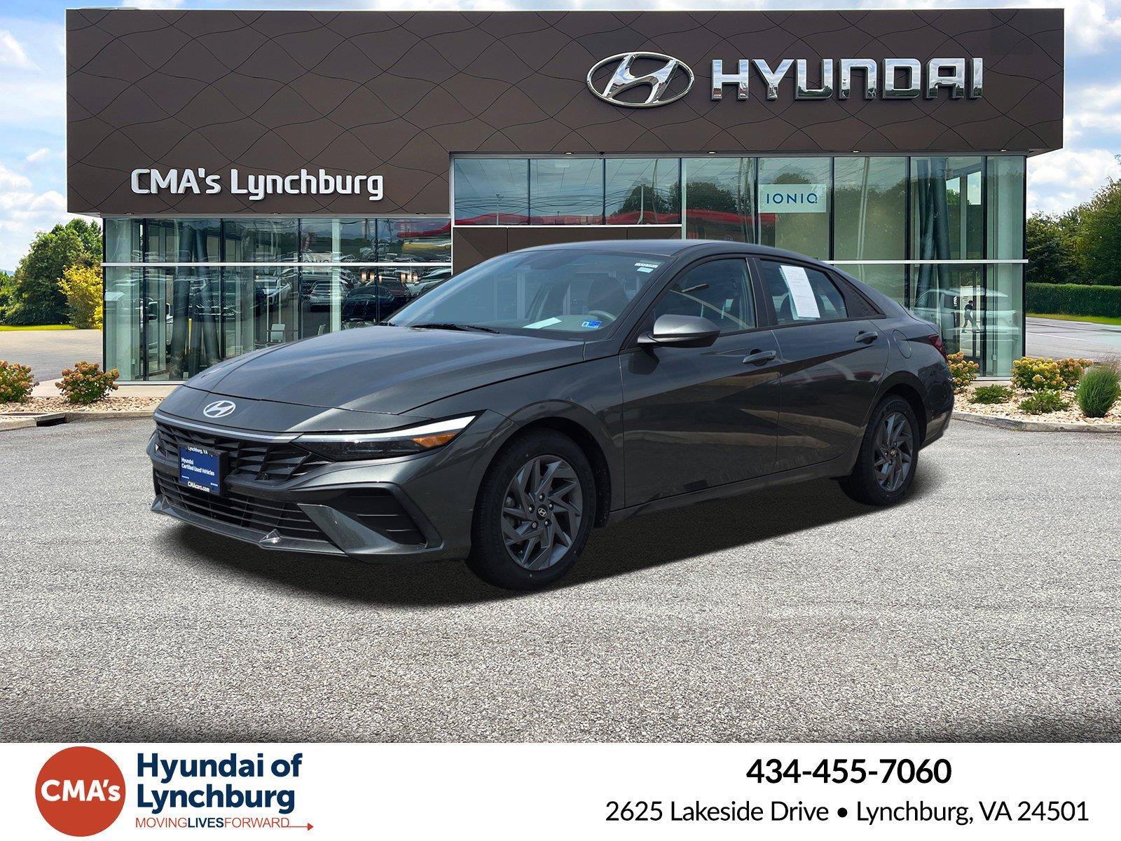 Used 2024 Hyundai Elantra SEL FWD image 1