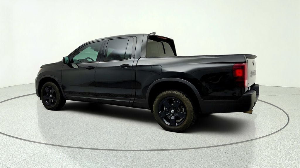 Used 2024 Honda Ridgeline Black Edition image 7