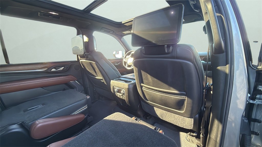 Used 2024 GMC Yukon XL Denali Ultimate image 13