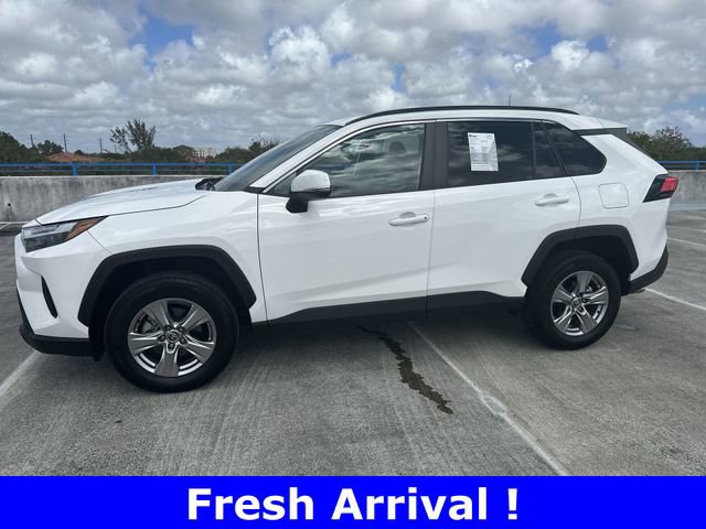 Used 2023 Toyota RAV4 XLE image 39