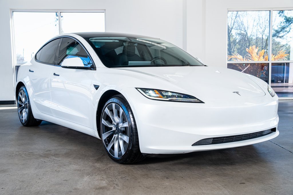 Used 2025 Tesla Model 3 Long Range image 4