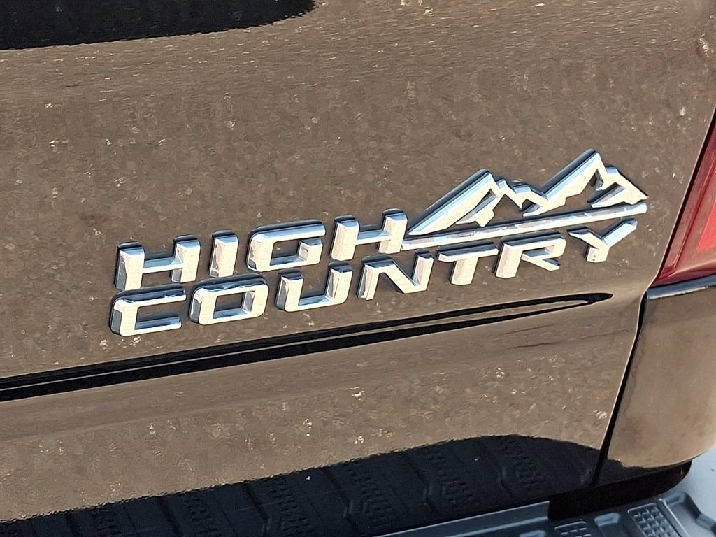Used 2019 Chevrolet Silverado 1500 High Country w/ High Country Premium Package AWD/4WD image 35